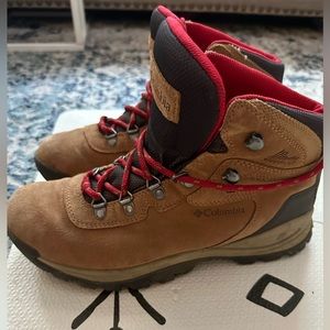 Columbia Women’s Waterproof Hiking Boots